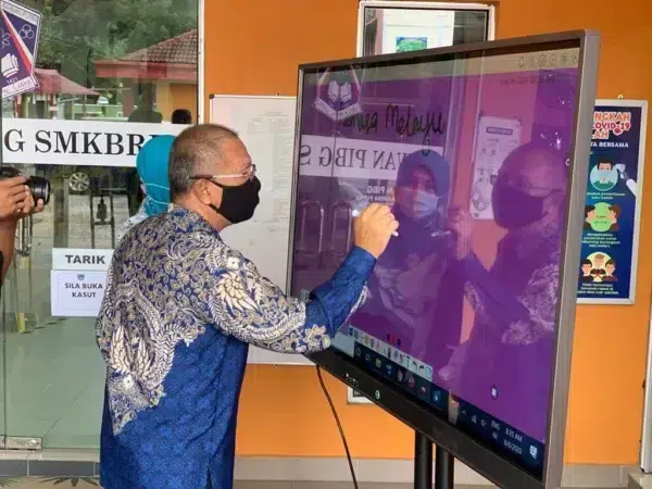 digital-learning-course-interactive-smartboard-007