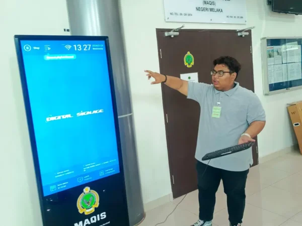 digital-signage-flr103-maqis-melaka-004