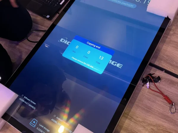 digital signage skylounge subang israk solutions arvia solutions