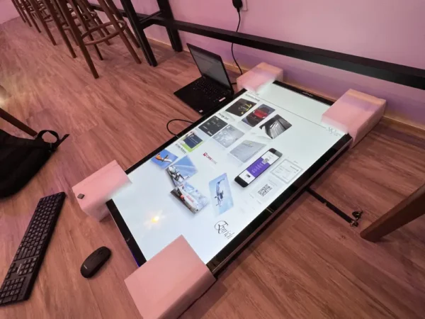 digital signage skylounge subang israk solutions arvia solutions