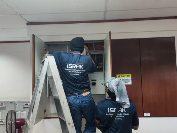 drb-hicom-led-drone-videowall--003