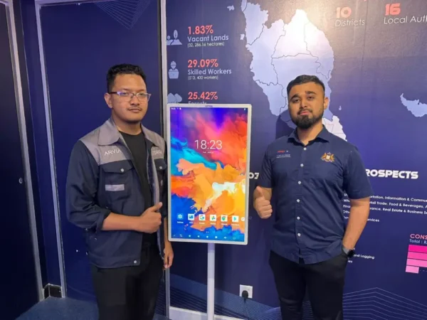 Flip Touch Smart Display for PLAN JOHOR | Israk Solutions