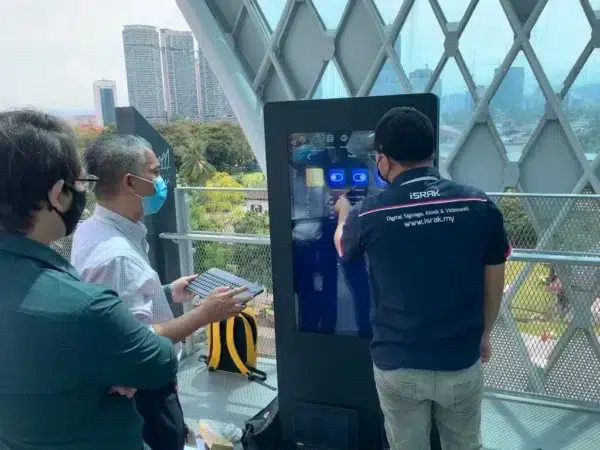 digital signage