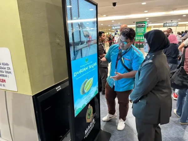 floor-standing-kiosk-FLR 103- 55- Maqis-Penang-009