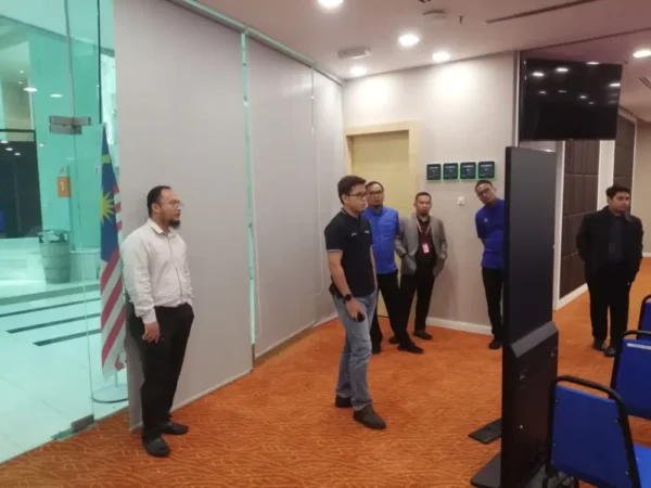 floor-standing-kiosk-flr-103-49-training-cdms-unit-perancang-ekonomi-jpm-putrajaya-007