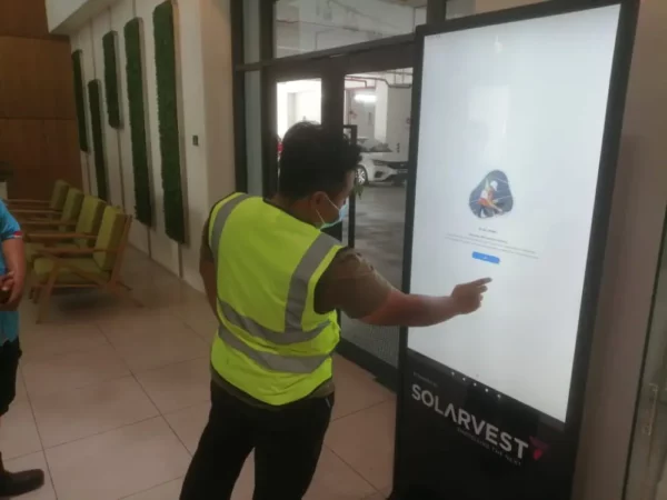 floor-standing-kiosk-flr-103-55-bromma-malaysia-sdn-bhd-004