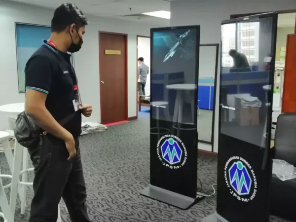 floor_standing_kiosk_FLR_100_43-jabatan-pembangunan-sumber-manusia-sabah3