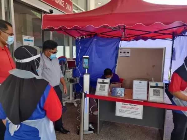 hospital-salam-senawang-temperature-scanner-fever-screening-002