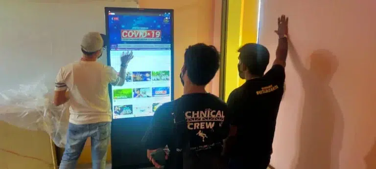 hospital sultanah aminah tajidid touchscreen floor standing kiosk 003