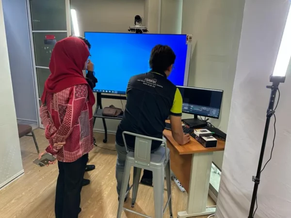 hybrid-classroom-utm-kl-009