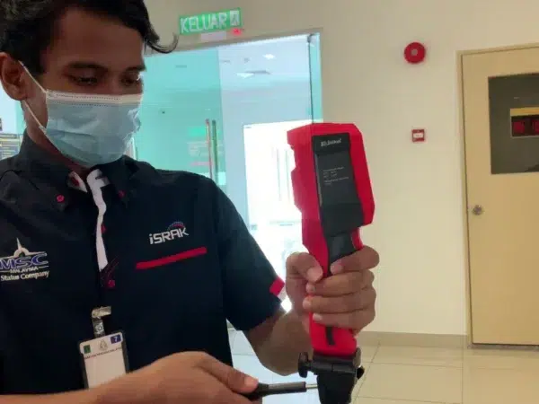 ibu-pejabat-penjara-temperature-scanner-fever-screening-001