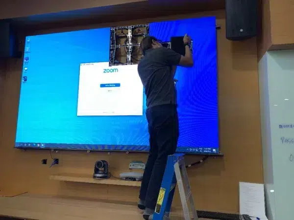 installation-videowall-led-cagamas-004