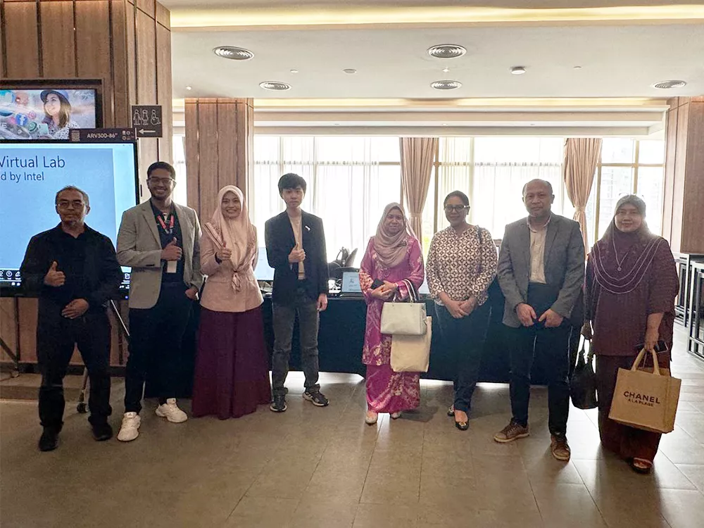 Cikgu Juara Digital Annual Meet Up 2024: A Leap Towards Future-Ready Classrooms with Intel® and Arvia’s Virtual Lab Solutions