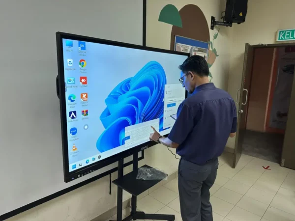 interactive smartboard ARV200 KV Pasir Gudang arvia solutions israk solutions