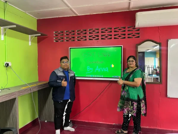 Transforming Classrooms with Interactive Smartboard: Israk Solutions at SJKT Lobak Seremban