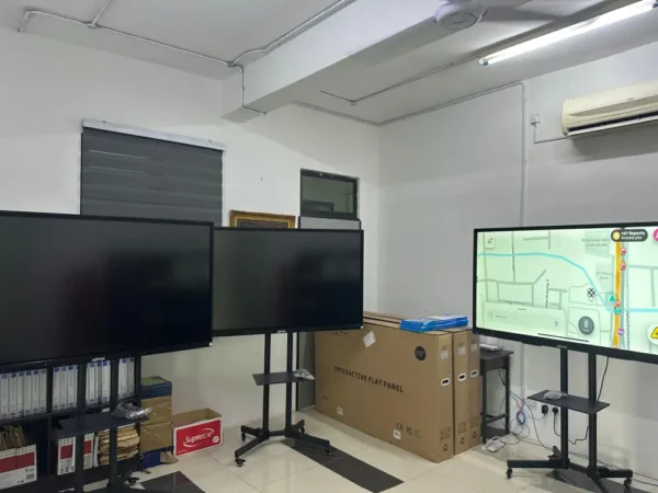 interactive smartboard ARV200 sekolah rendah islam johor bahru arvia israk solutions