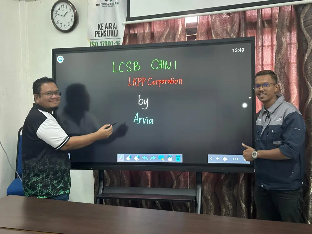 LKPP Pahang Enhances Digital Collaboration with ARV400-75 Interactive Smartboards