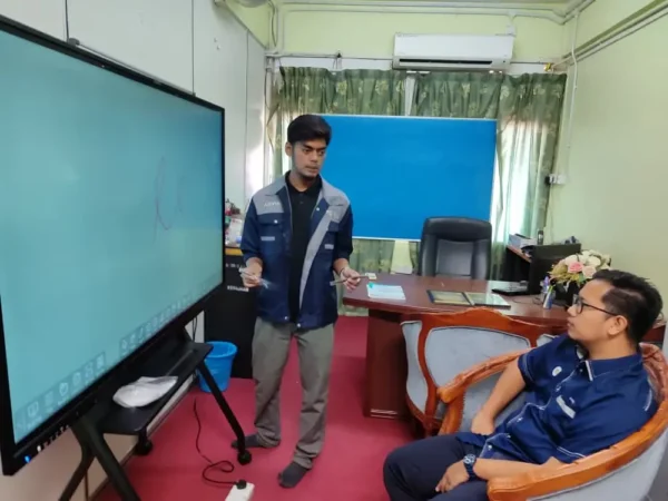 smartboard SMIDI Kuala Berang israk solutions arvia solutions