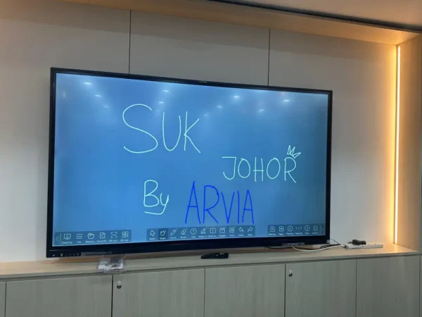 interactive smartboard SUK Johor arvia solution israk solutions