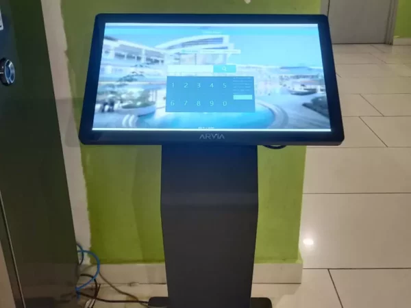 ioi-city-mall-touchscreen-kiosk-01