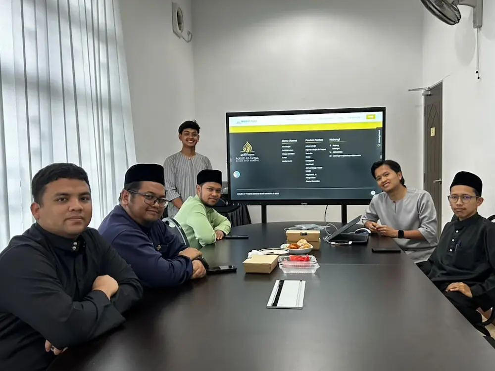 AI Smartboard for Masjid at Taqwa