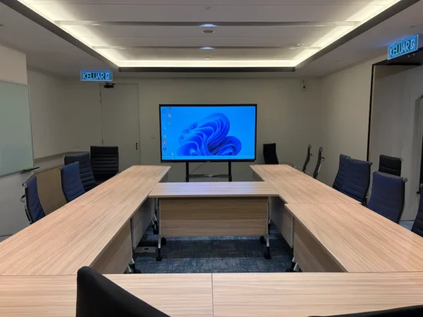 Arvia Smartboard AI Kementerian Digital set up in a Putrajaya meeting room