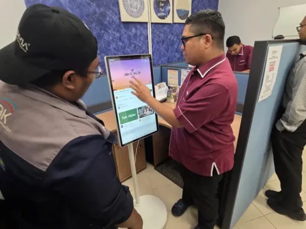 Arvia FlipTouch 24 Inch Pasir Gudang