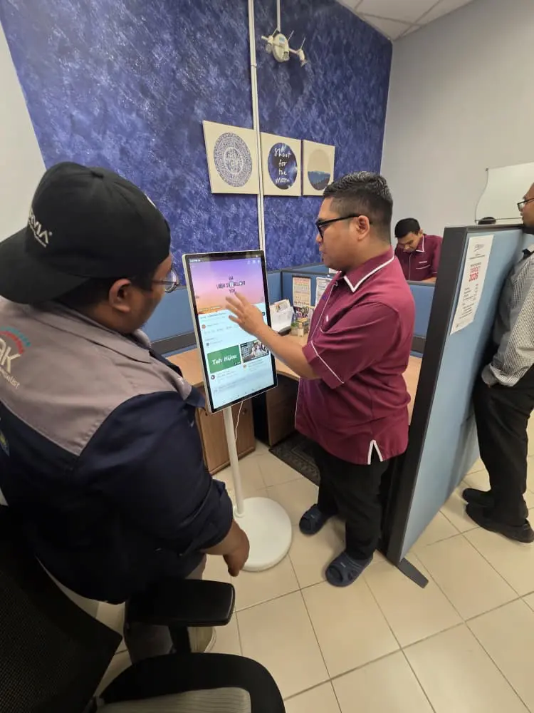 Arvia FlipTouch 24 Inch Pasir Gudang