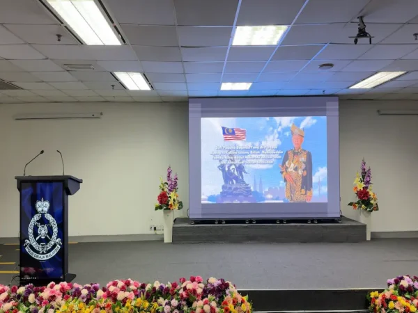 Arvia LED Poster Bukit Aman display installed in PDRM government hall, brighter alternative to a projector