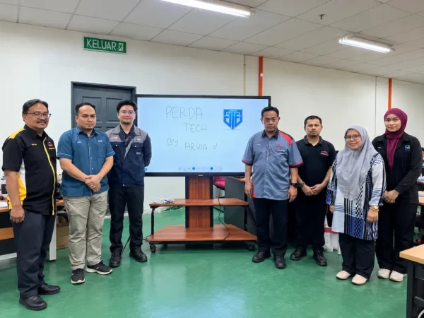 AI Smartboard Now Powers Perda Tech’s Smart Classrooms
