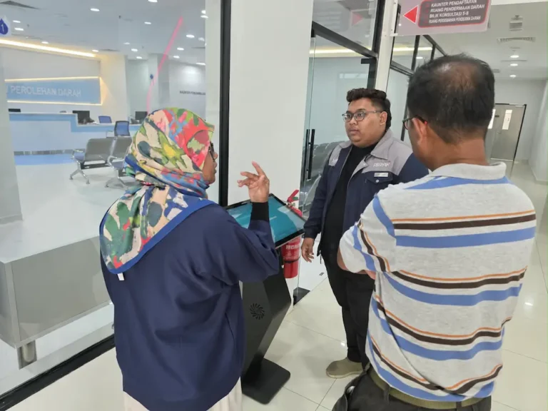 israk touchscreen kiosk kedah pdwu explain 004