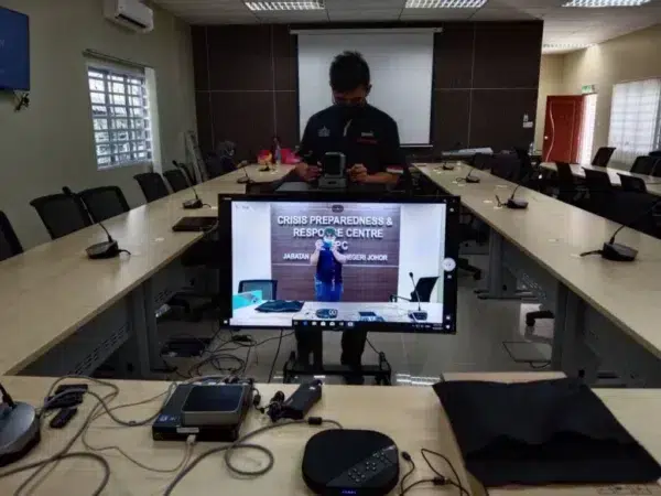 jabatan-kesihatan-negeri-johor-interactive-smartboard-002