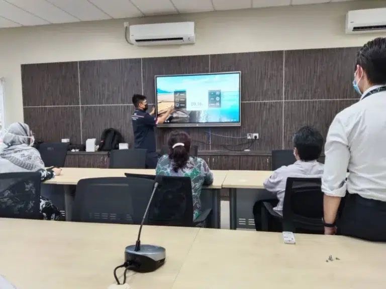 Interactive Smartboard For Jabatan Kesihatan Negeri Johor 2021 - Complete Solution smartboard