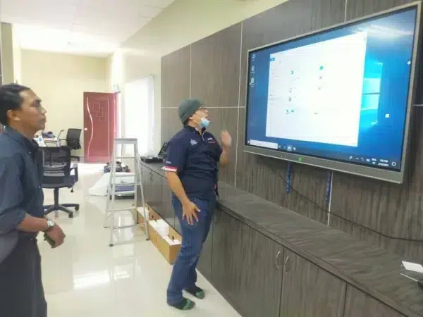 jabatan-kesihatan-negeri-johor-interactive-smartboard-008
