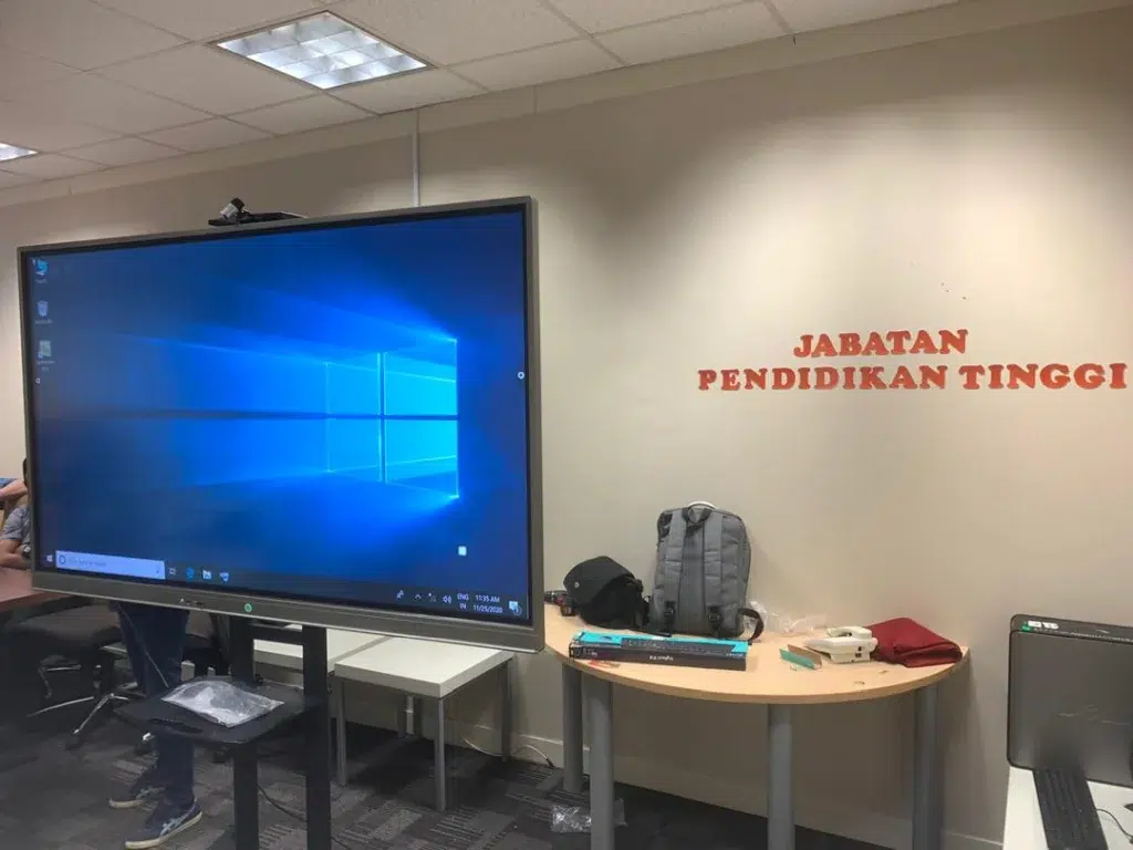 Interactive Smartboard for Jabatan Pendidikan Tinggi (JPT) 2020 – Complete Solution