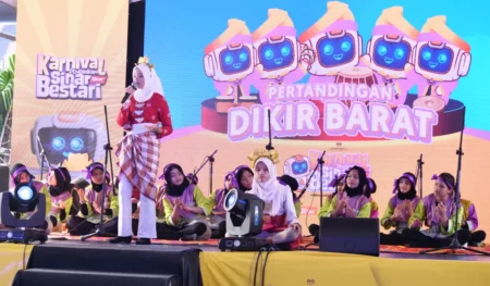 karnival pendidikan sinar bestari-smartboard-windows and android-dataran karangkraf-005