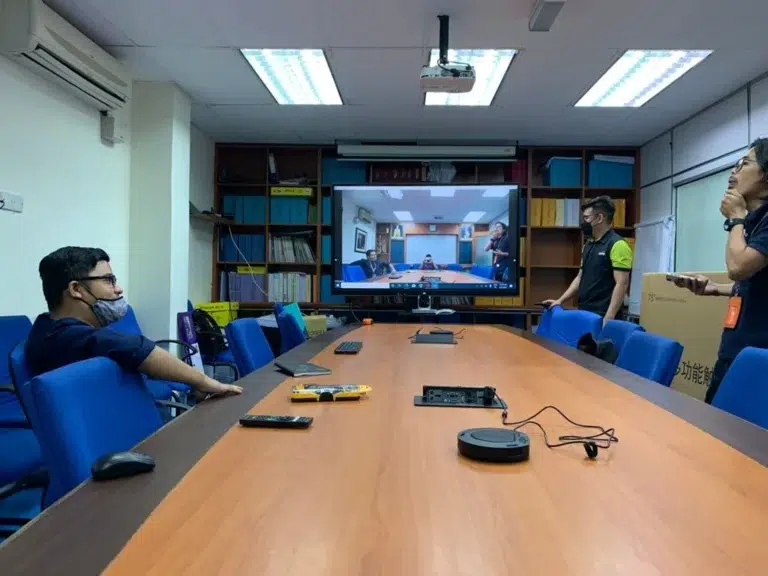 Interactive Smartboard For Khairi Consult Sdn Bhd 2021 - Complete Solution interactive smartboard