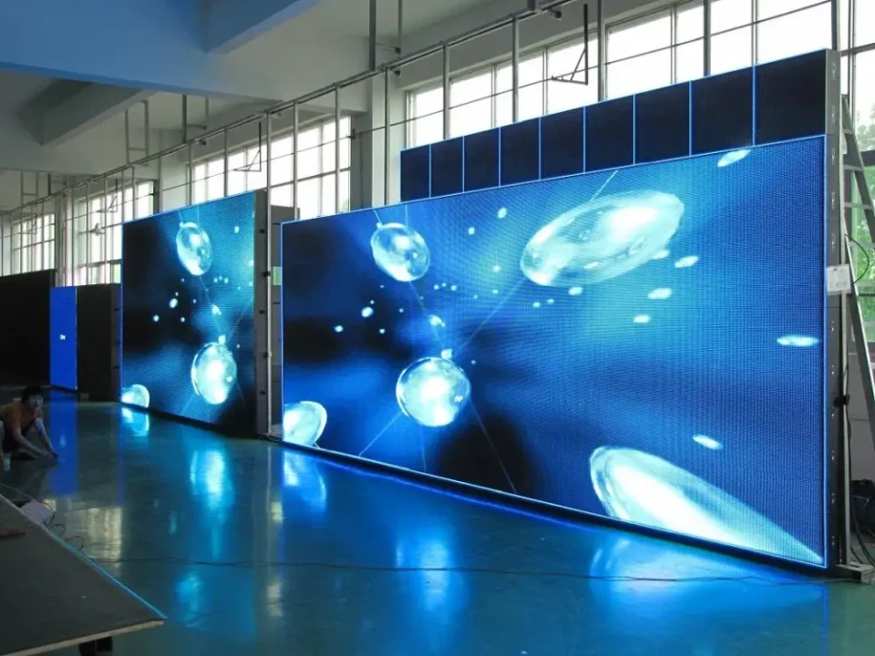 Brightening Horizons: How Led Screens Are Enhancing Experiences And Communication In Malaysia led-screen-display-malaysia-israk-002