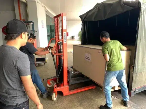 lembaga-pemasaran-pertanian-persekutuan-fama-rotatable-touchscreen-floor-standing-kiosk-004