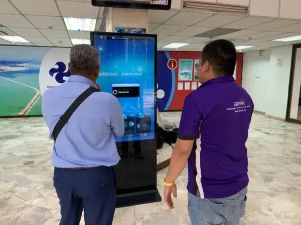 lembaga-perlabuhan-kuantan-touchscreen-floor-standing-kiosk-005