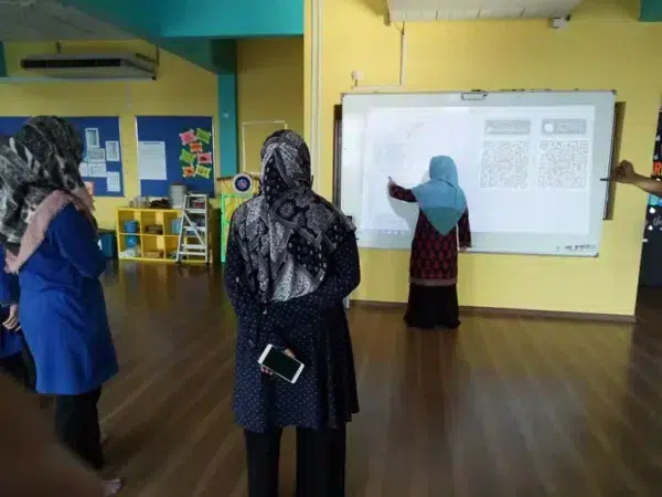 madrasah-jb-interactive-whiteboard-009