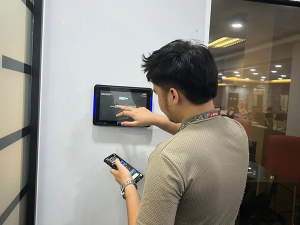 meeting room panel ict johor israk solutions arvia solutions