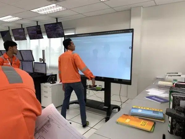 Interactive Smartboard for Pengerang Terminals (PTSB) 2019 – Complete Solution