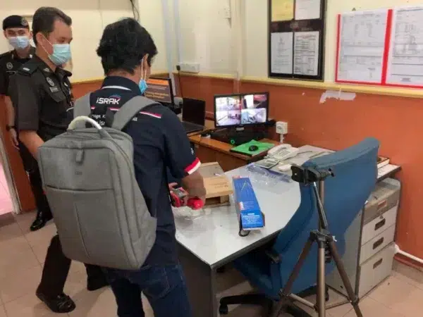 penjara-kajang-temperature-scanner-fever-screening-002