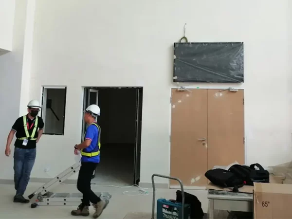 professional-display-mon-100-65-hospital-tanah-merah-01