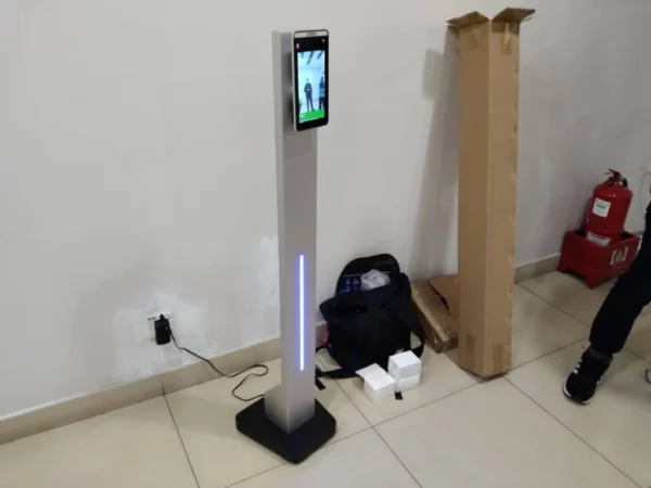ramly-halal-mart-sdn-bhd-temperature-scanner-fever-screening-001