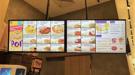 restaurant-digital-signage-3