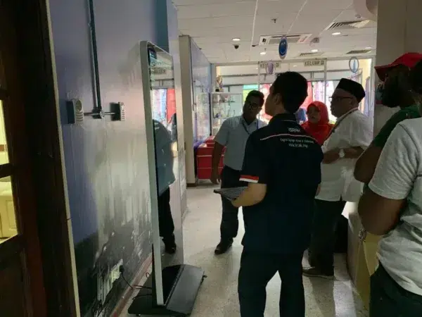rtm-johor-touchscreen-floor-standing-kiosk-011