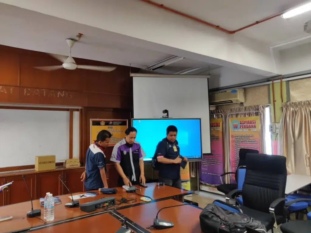 Interactive Smartboard for Sekolah Menengah Pendidikan Khas Vokasional Shah Alam 2020 – Complete Solution