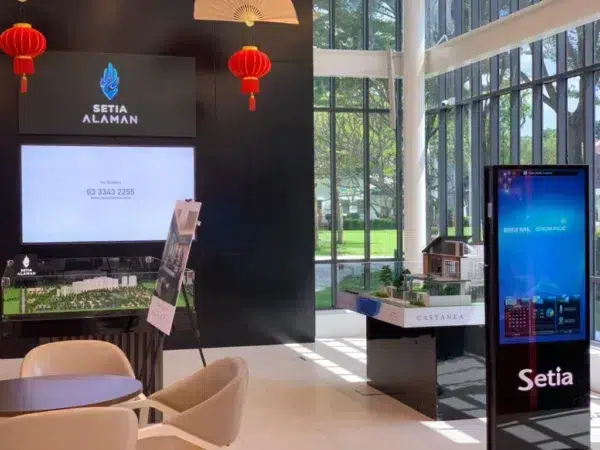 setia-alam-welcome-centre-touchscreen-floor-standing-kiosk-001